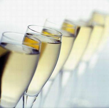 “老班長(cháng)”商標因與“老村長(cháng)”商標注冊近似被宣告無(wú)效！